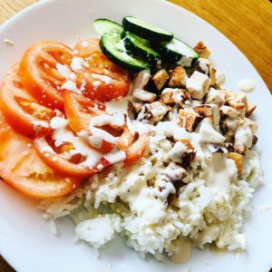 KYCKLINGTALLRIK MED POMMES